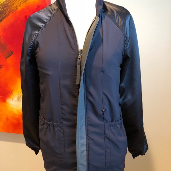 Lululemon reversible jacket size 6 - Picture 5 of 6